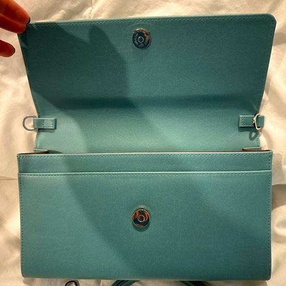 Matt & Nat Drew Large Vegan Crossbody Bag - Picture 3 of 12